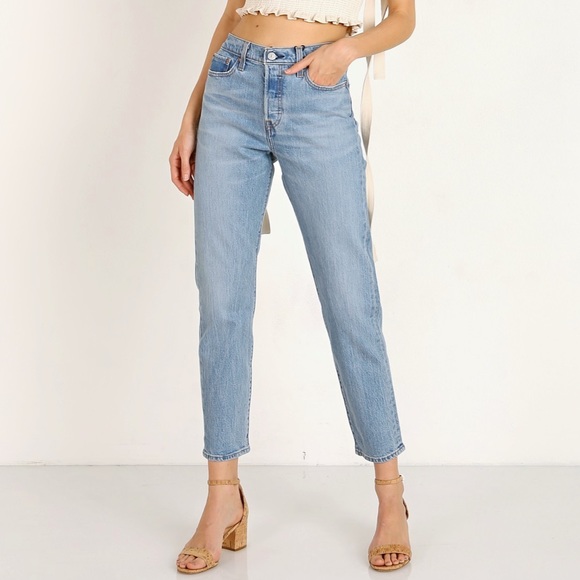 Levi's Denim - Levi’s Wedgie Icon Jeans Size 24